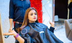 female clients getting grooming services.
